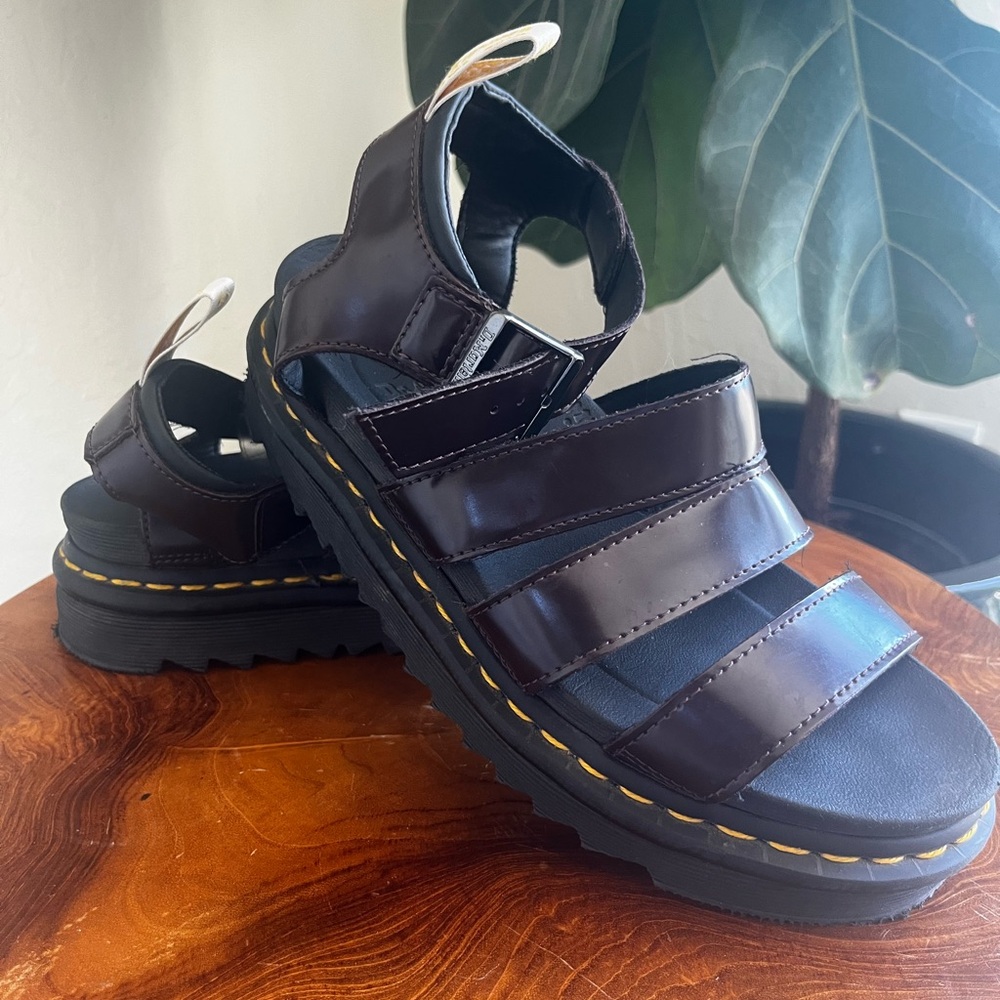 Doc Martens black cherry Blaine sandals